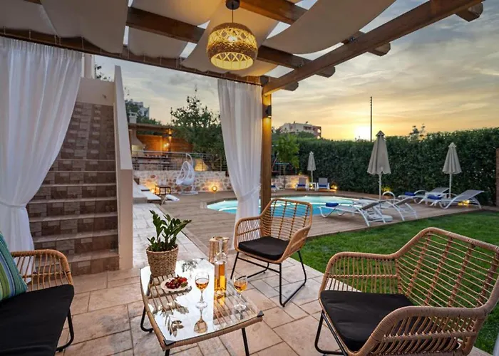 Villa Ellovos With Private Pool