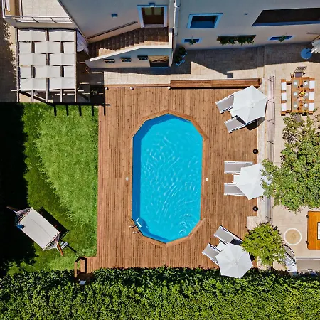 Ellovos With Private Pool Villa *