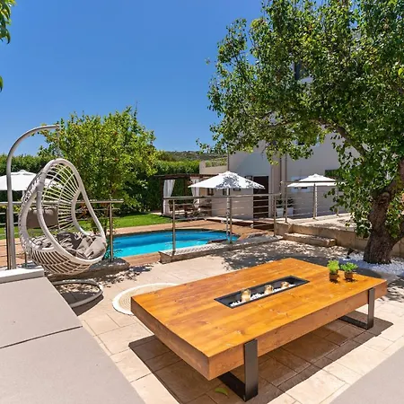 Ellovos With Private Pool Rethymno