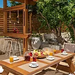 Villa Ellovos With Private Pool