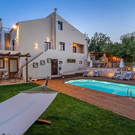 Ellovos With Private Pool Вилла *