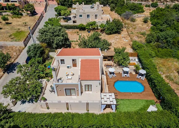 Ellovos With Private Pool Villa *