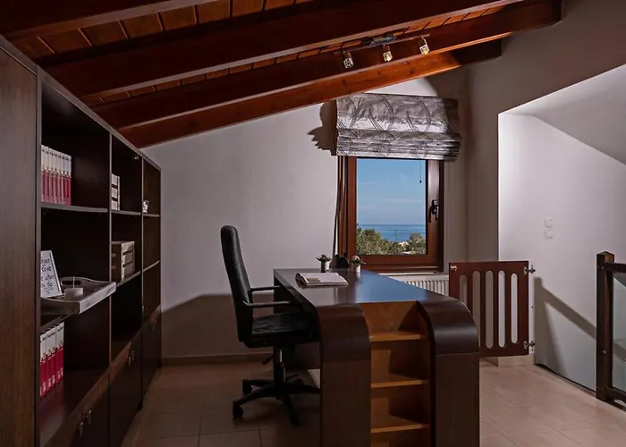 Ellovos With Private Pool Villa